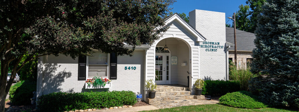 Front of Grosman Chiropractic building