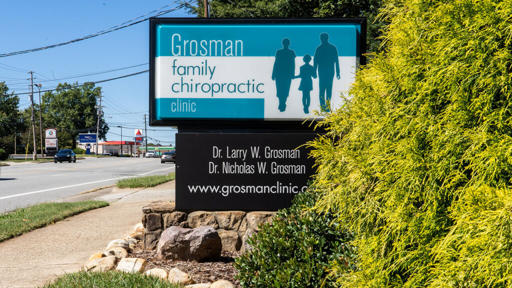 Grosman Family Chiropractic sign